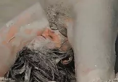 Der Typ kam zu zwei free german sex movies Studenten ins Hostel und fickte sie heftig in den Arsch