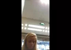 Die blonde Wandella wird von xxx video deutschland einem gutaussehenden Mann in den Arsch gefickt