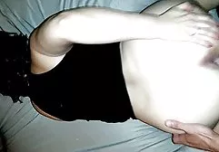 Geile sex deutsch xxx Amerikanerin fingert ihre Muschi