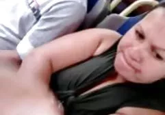 Leidenschaftliche Lippen eines Mädchens flattern so um ein Mitglied, dass Profis nicht einmal von einer solchen porn hd german Kunst träumen