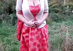 Russische Studentin mit kleinen Titten lutschte einen fetten Schwanz stream porn german gut