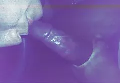 Nachdem er seinen fetten Schwanz in german amateur sex porn die enge Muschi einer jungen Blondine gesteckt hat, dringt der Typ langsam in sie ein und knallt die Schlampe, bis sie von seinem Fick ganz überwältigt ist
