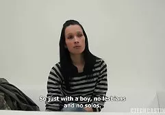 Russische sexy Babe german porn anal gibt einen Blowjob und fickt leidenschaftlich einen Mann