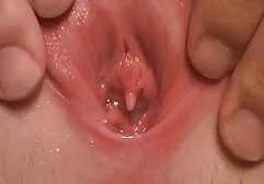 Die german porn tube free vollbusige Blondine Christy Stevens lutscht einen Schwanz