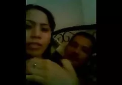 Rothaarige porn video deutsch Schönheit masturbiert mit einem Finger