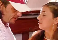 Eine Qualität steckt einen Schwanz in den Anus der zweiten, so dass er casting porn deutsch süß stöhnt