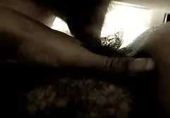 Brünette reitet einen Schwanz und streichelt die Klitoris german sex hd