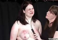 Junge Brünette xxx deutsch jung Lesben steht Doggy Style und genießt Cunnilingus
