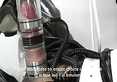 Die Schlampe sieht german porn amateur ihrer Freundin beim Ficken zu